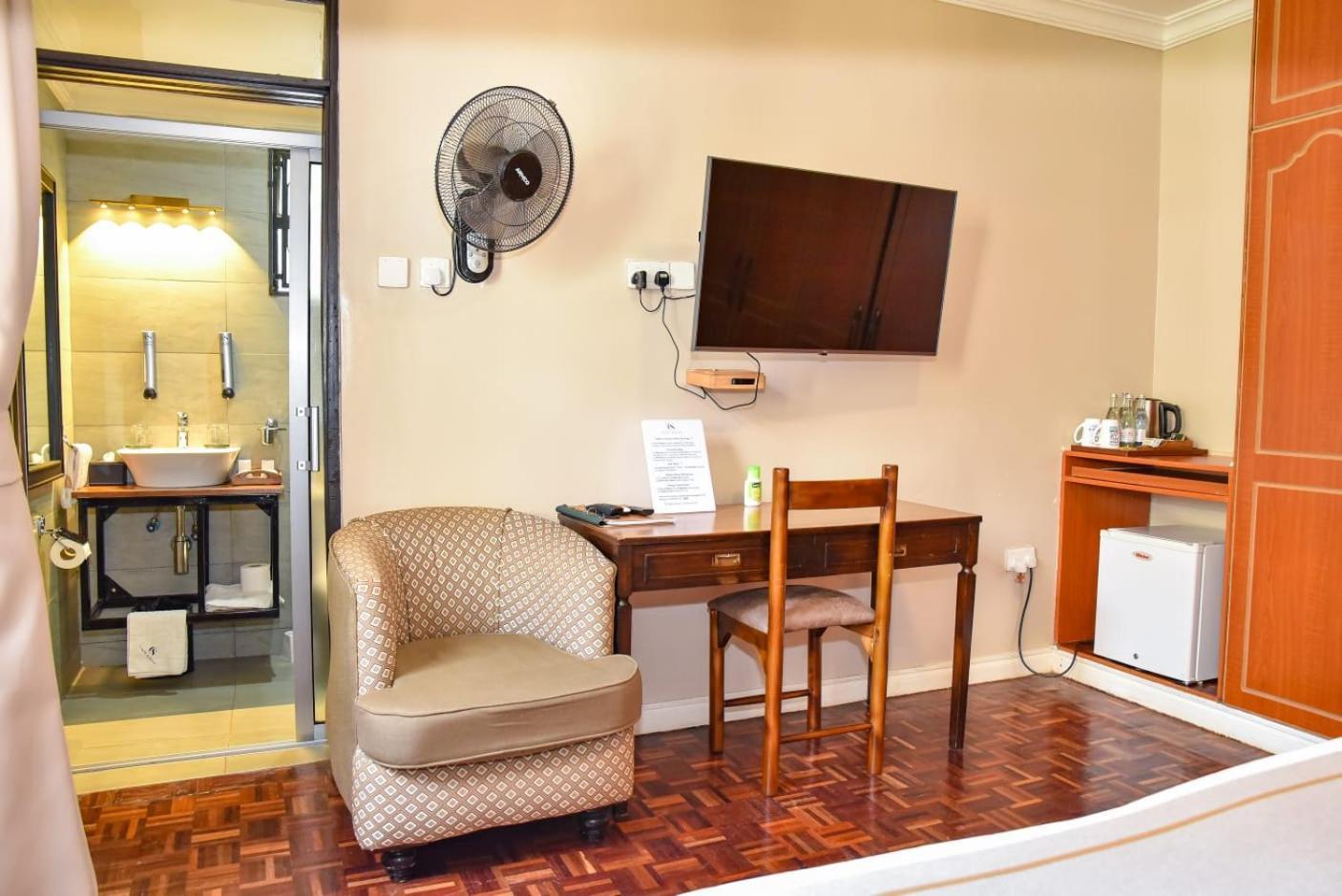 Cozy Stead Hotel Nairobi Ngoại thất bức ảnh